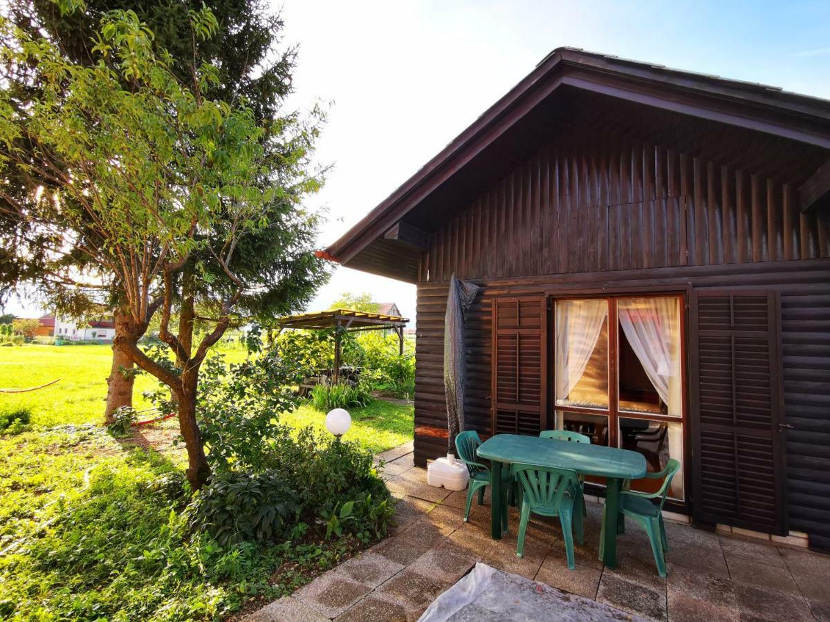 Merikotka - A Cozy Wooden Cottage, Slovenia Braslovce Exterior photo